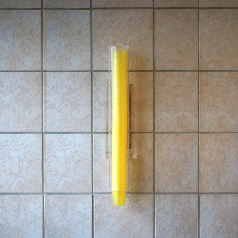 Spender für 80 Medizinbecher, 390 mm x 50 mm